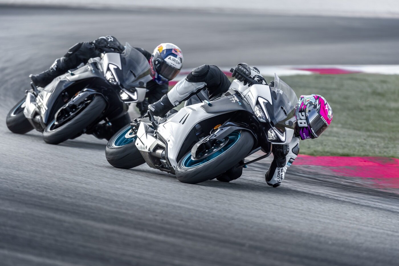 CFMOTO 675SR-R (ABS) - фото №3