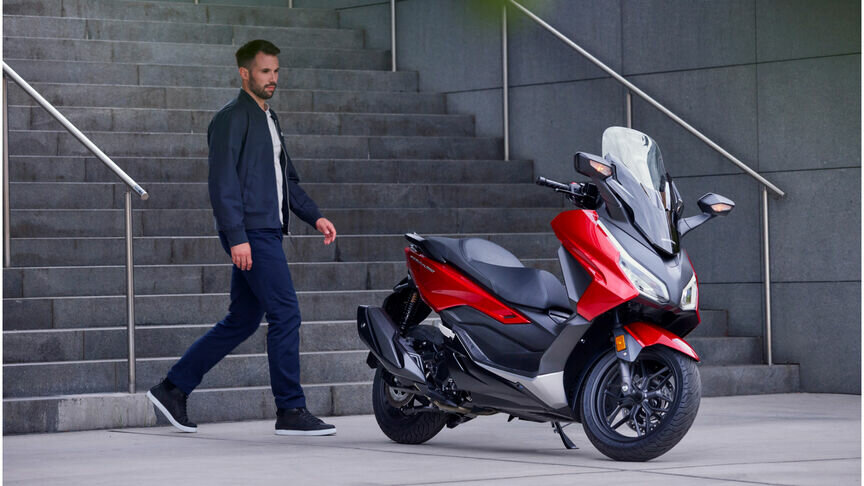Honda ADV 160 - фото №3