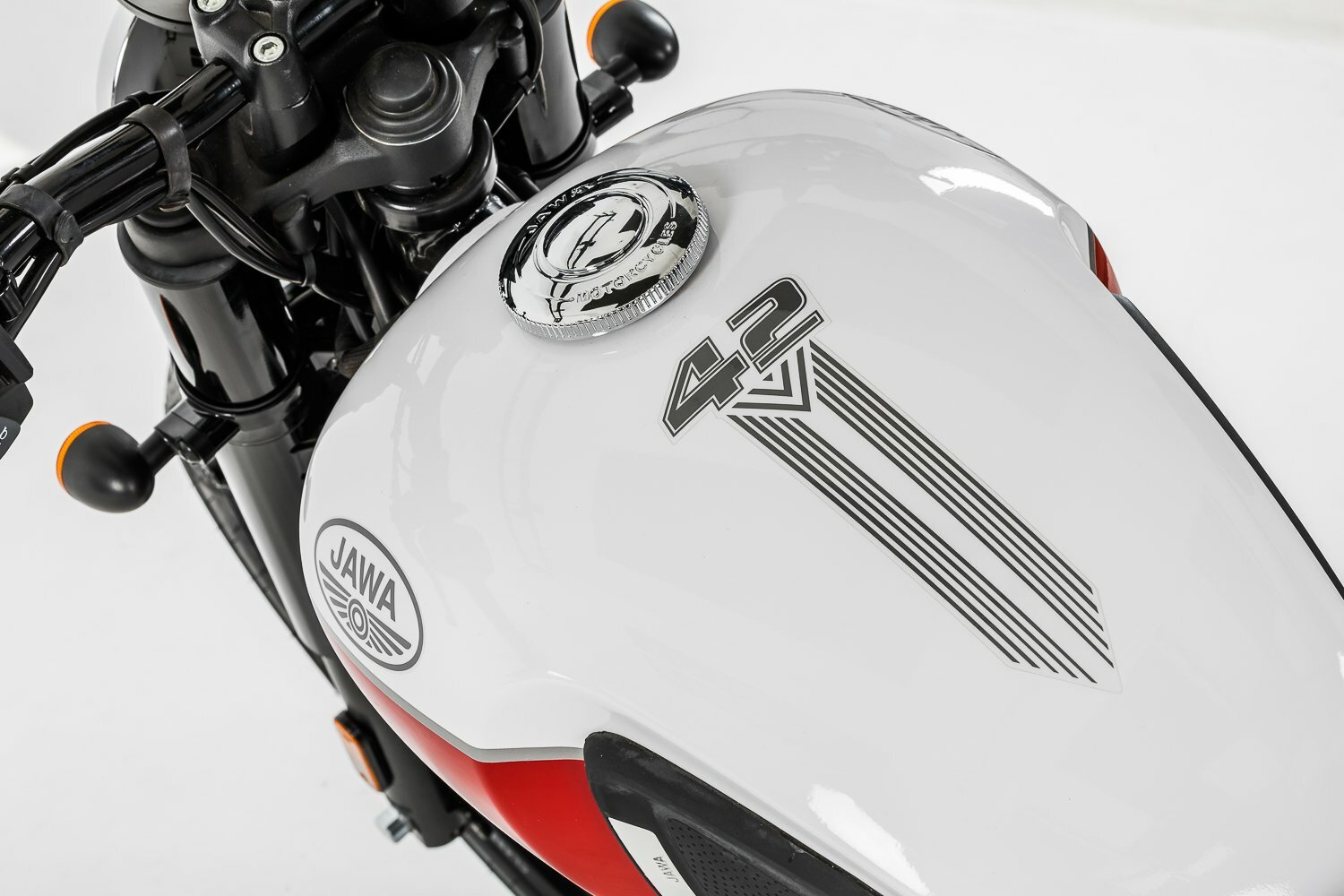 JAWA 350CL BOBBER - фото №3