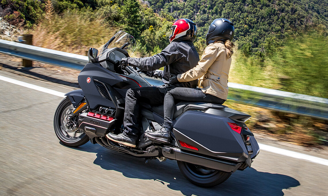 Honda GL1800 Gold Wing Bagger - фото №2