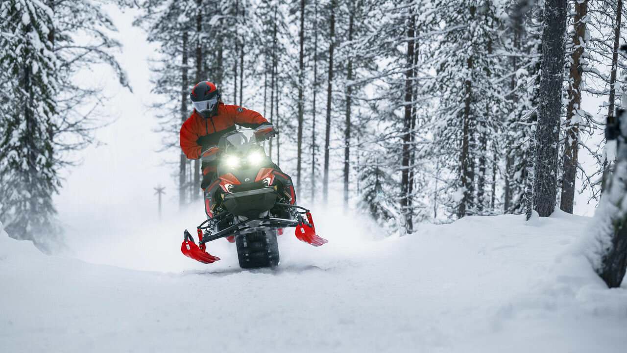 BRP XTerrain Brutal 850 E-TEC DELE - фото №3