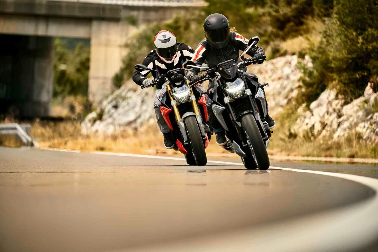 BMW F 900 R - фото №15